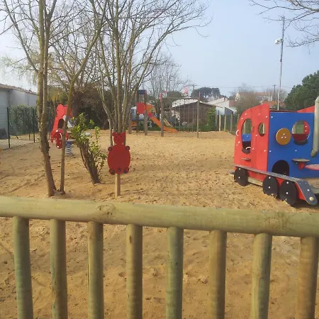 Mobilhome Climatise Ile D'oleron 150m De La Plage, Piscines Kamp alanı *